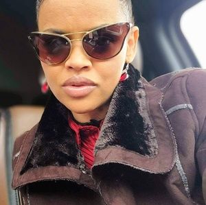 Meet your Posher, Nelidasilva